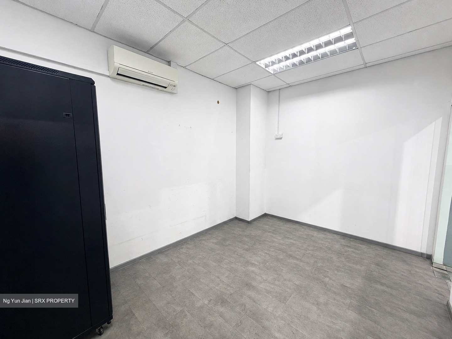 Tch Techcentre (D22), Factory #606742481
